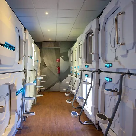 Hotel Izzzleep Aeropuerto Terminal 1