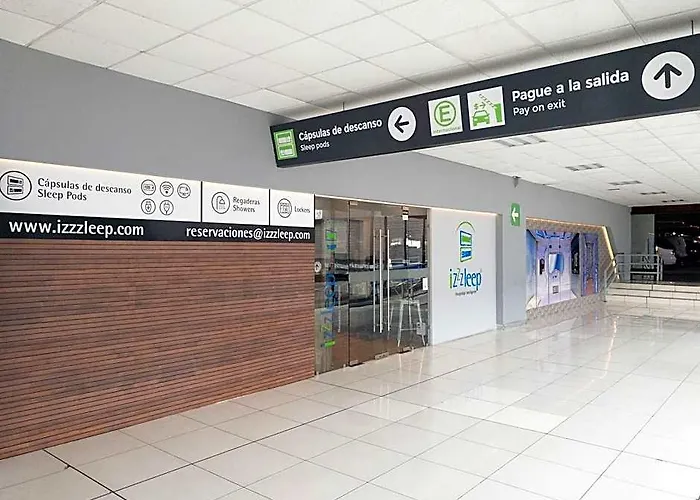 Izzzleep Aeropuerto Terminal 1 Capsule hotel Mexico City