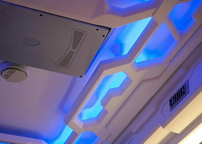 Capsule hotel Izzzleep Aeropuerto Terminal 1 3*