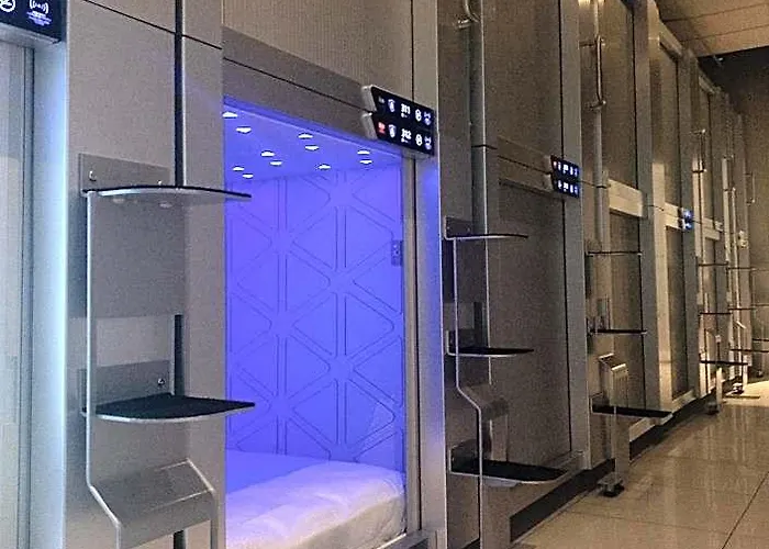 Izzzleep Aeropuerto Terminal 1